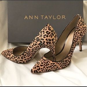 Ann Taylor “Mila” calfhair pump size 5
